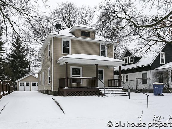 5th image of 308 Dickinson St SE