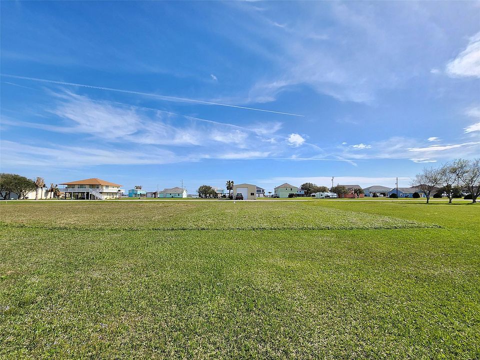 1st image of 568 Bayview Dr Lot 568
