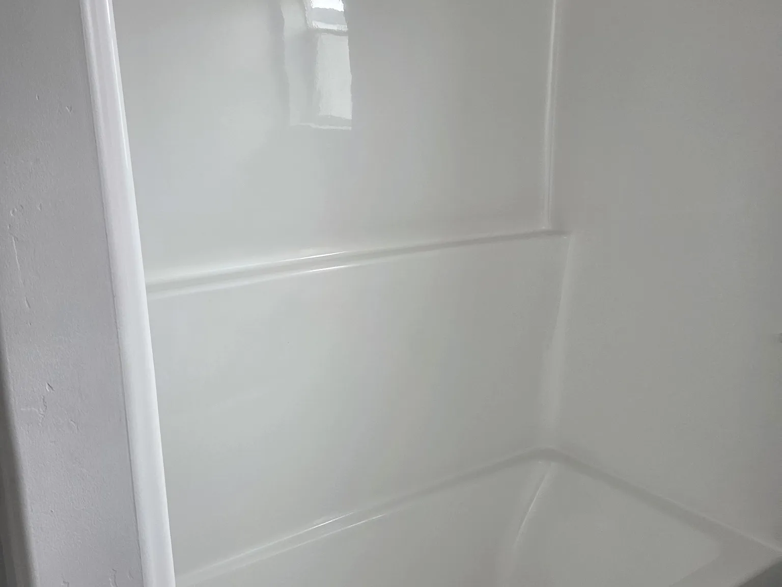 3 bed, 2100 sqft, $1,900 — Photo 4