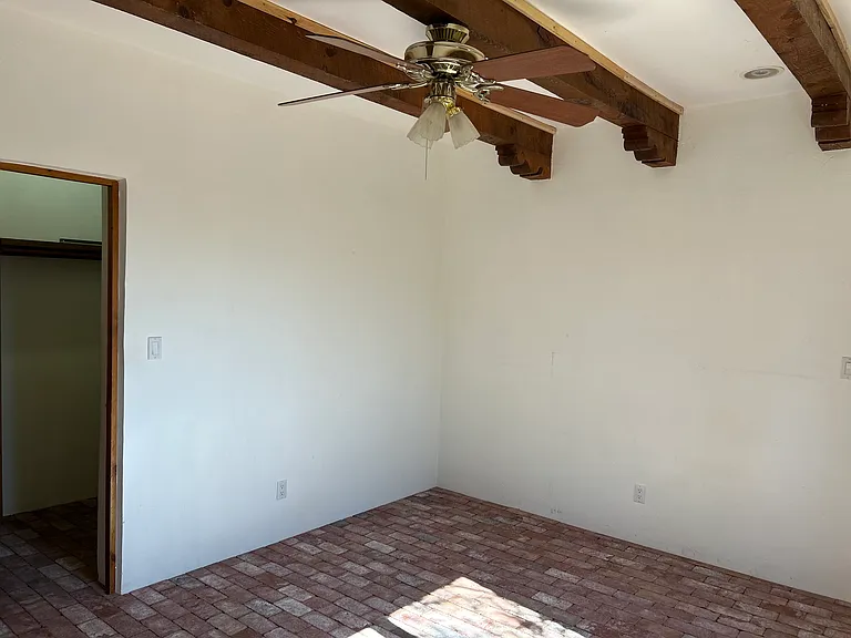 2645B Chelsea Ln — Photo 15