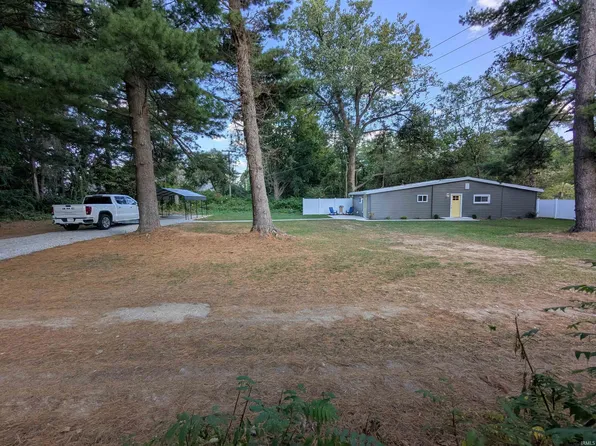 4334 E Bristol St, Elkhart, IN 46514