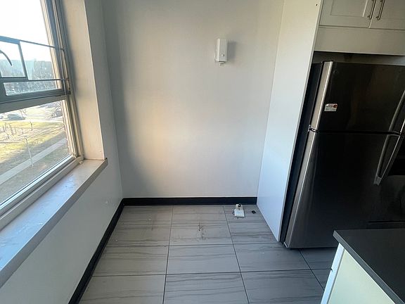 4th image of 189-04 64th Ave #I