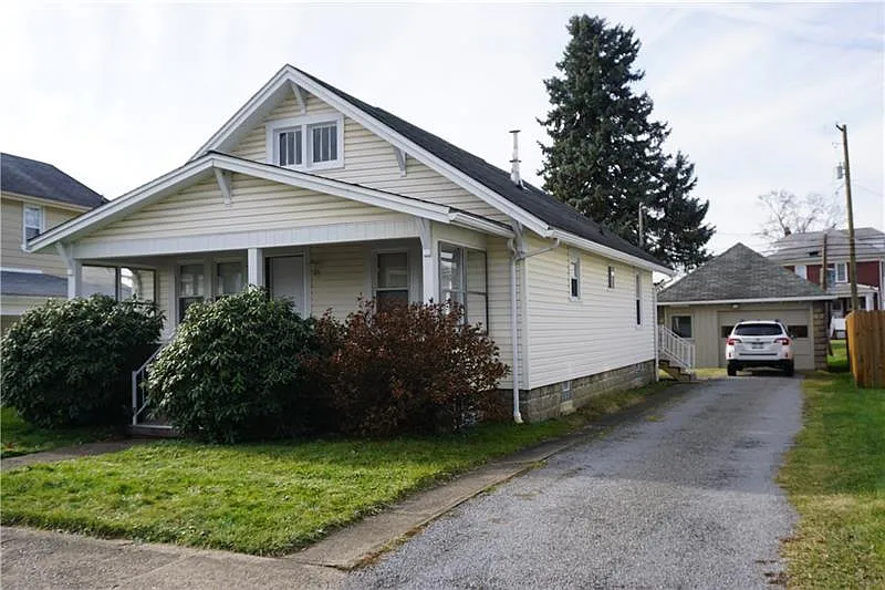 1209 Princeton Ave photo 1
