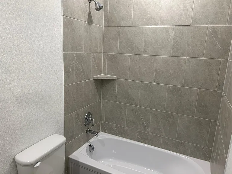 2513 Birchcrest Dr — Photo 28