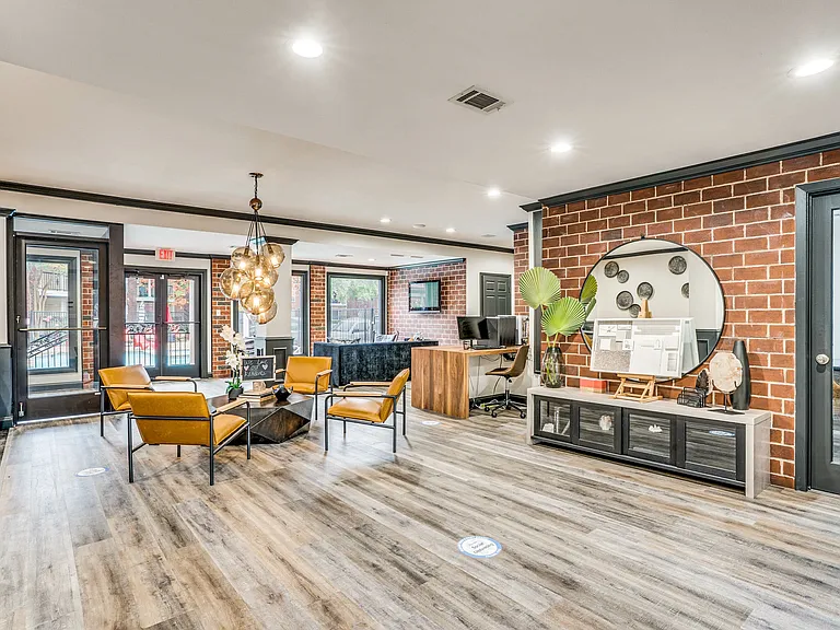 Interior-Clubroom