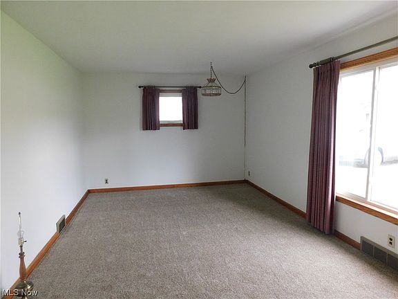 2nd image of 5285 Alva Ave NW