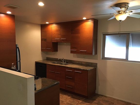 3rd image of 4625 Kansas St APT 1