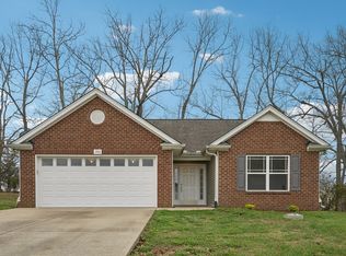 206 Hickory Pointe, Dickson, TN 37055