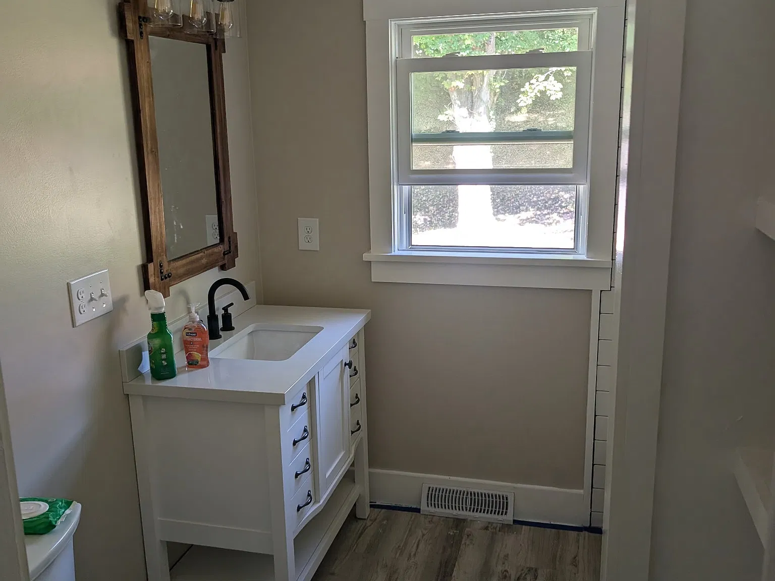 232 Wood St — Photo 4