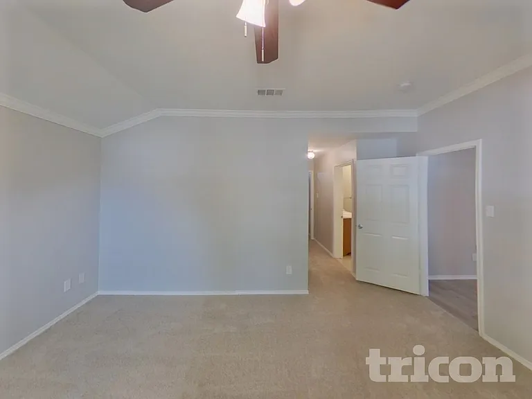 716 Sequoia Dr — Photo 8