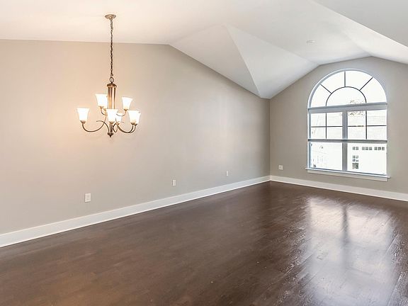 5th image of 504 Breton Way