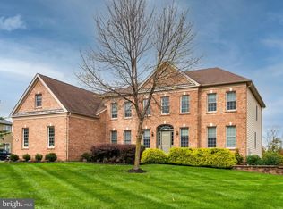 17 Goldfinch Cir, Phoenixville, PA 19460