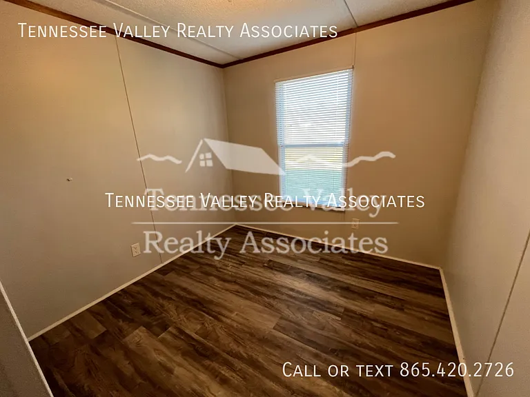 2248 Knoxville Hwy #3 — Photo 11
