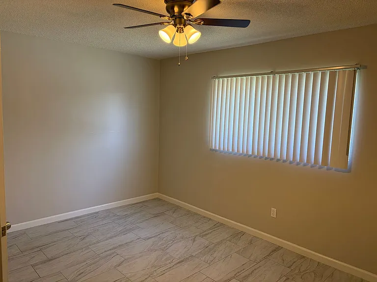 3828 E Grand Ave — Photo 3