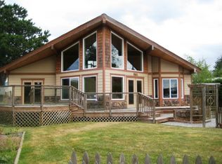5164 Seaview Dr, Blaine, WA 98230