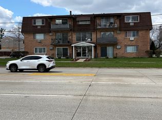11000 Central Ave APT 1A, Chicago Ridge, IL 60415