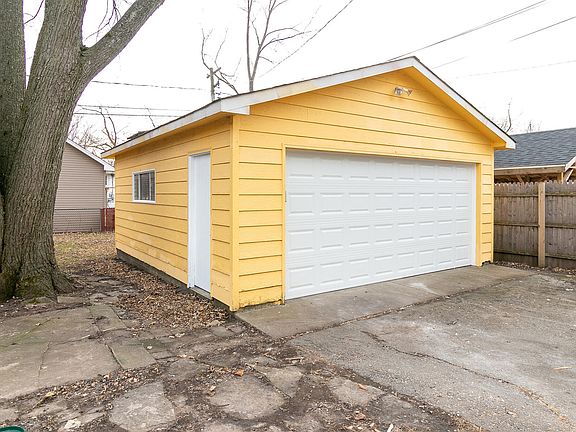 5th image of 1009 Woodlawn Ave
