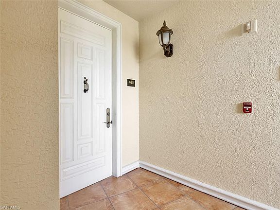 4th image of 625 6th AVE S #B301