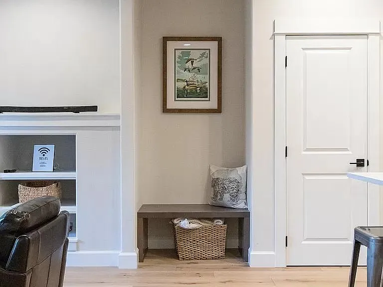 2705 Crossing Dr #2 — Photo 10