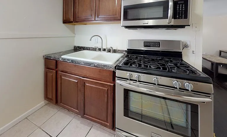 201 Comstock Ave #3F — Photo 6