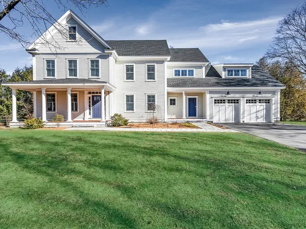 11 Nancy Rd, Concord, MA 01742