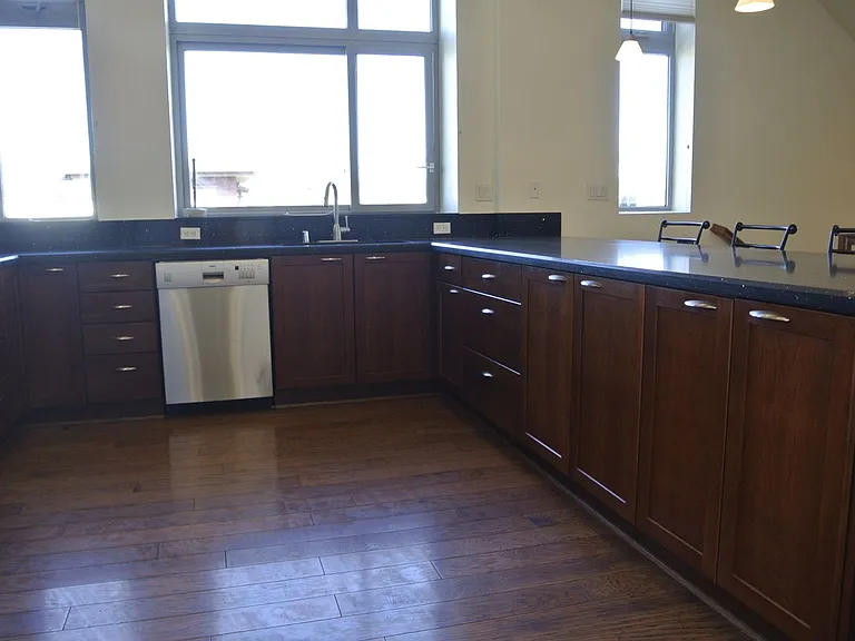 495 S Cleveland St S #101 — Photo 6