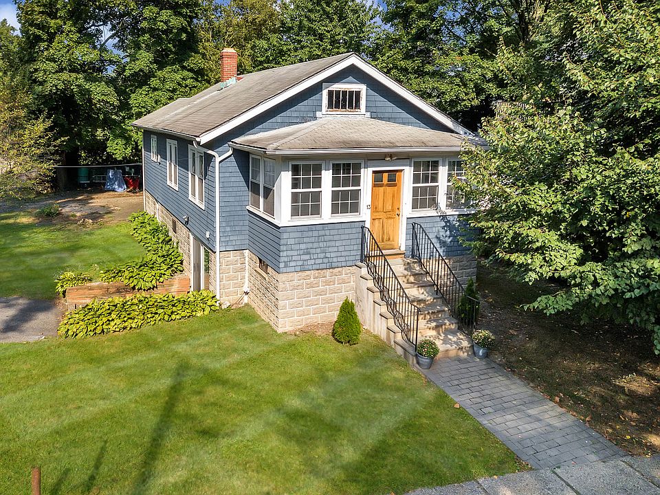 13 Winans Street