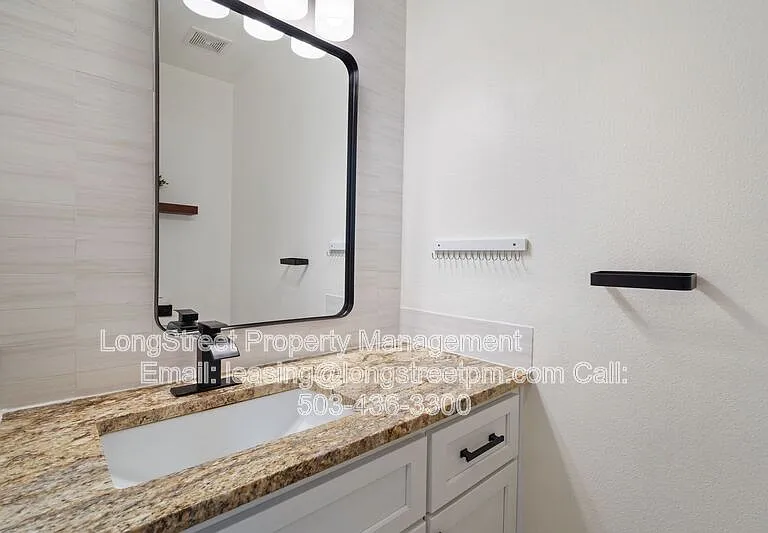 3144 NE 2nd Ct — Photo 34