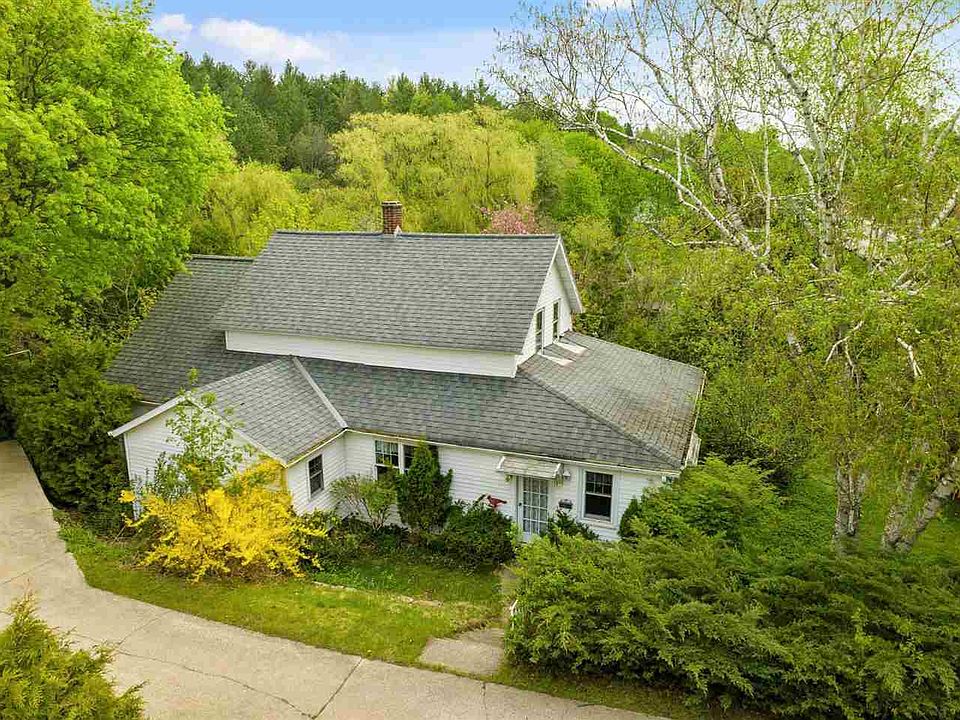 1119 E Mitchell St, Petoskey, MI 49770 MLS 471432 Zillow