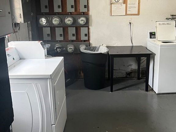 4th image of 39 Carey Ave APT 5