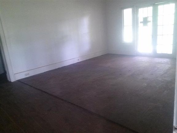4th image of 340 Union Ave