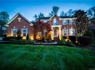 1728 Mountain Park Dr, Charlotte, NC 28214