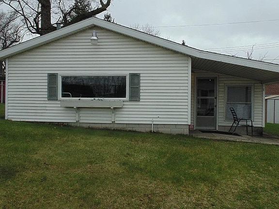 3rd image of 2454 Putnam St