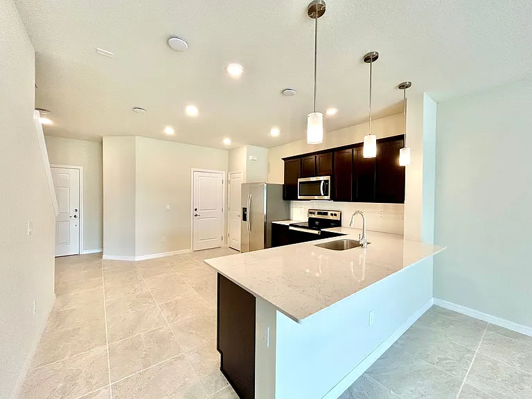 4652 Sparkling Shell Ave — Photo 6