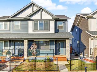 29 S Midgrove Ln SW, Airdrie, AB T4B 5H2