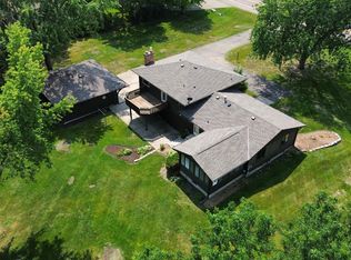 1461 Spencer St, Shakopee, MN 55379