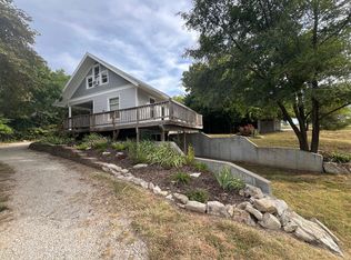 5702 Elbo Bluff Dr, Manhattan, KS 66502