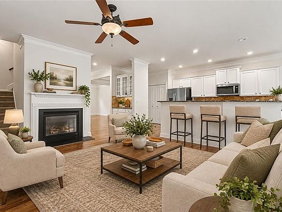 2nd image of 3216 Buck Way