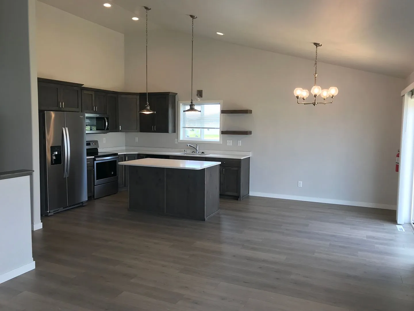3 Bed 3 Bath Single Family Home — Photo 4