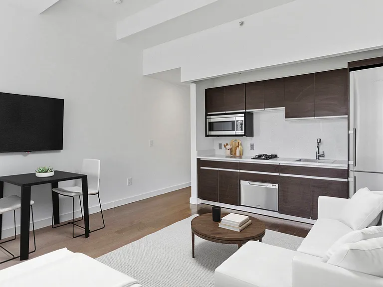 116 John St #2809 — Photo 3