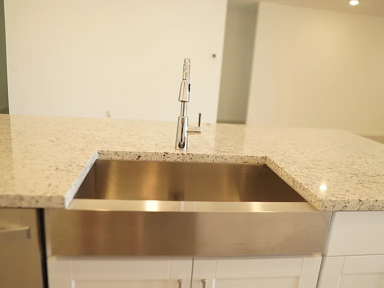 2426 E Grenache Rd — Photo 31
