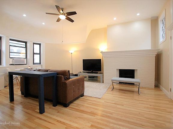 2nd image of 246 W 73rd St APT 5A