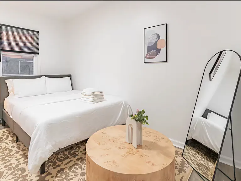 166 Elm St #1L — Photo 17