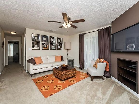 3rd image of 3350 Hillsborough #812