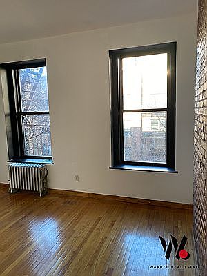 5th image of 304 E 11th St APT 4B