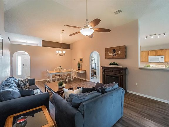 4th image of 14151 Econ Woods Ln