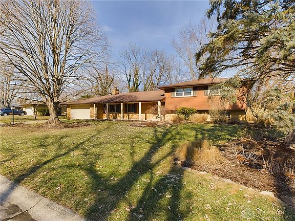 2nd image of 1335 Carrilon Woods Dr