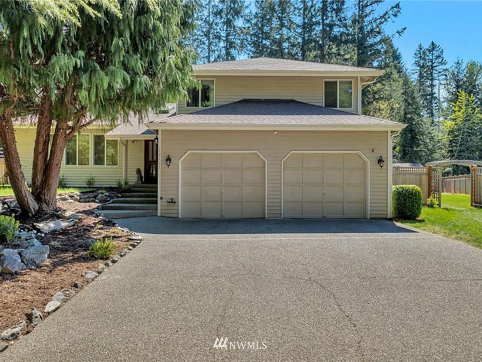1st image of 18111 SE 327th Pl
