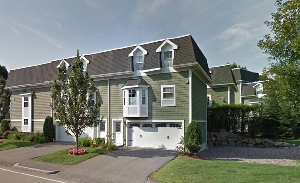 1st image of 580 Quarry St Unit 1