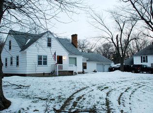 953 Harding St NW, Grand Rapids, MI 49544